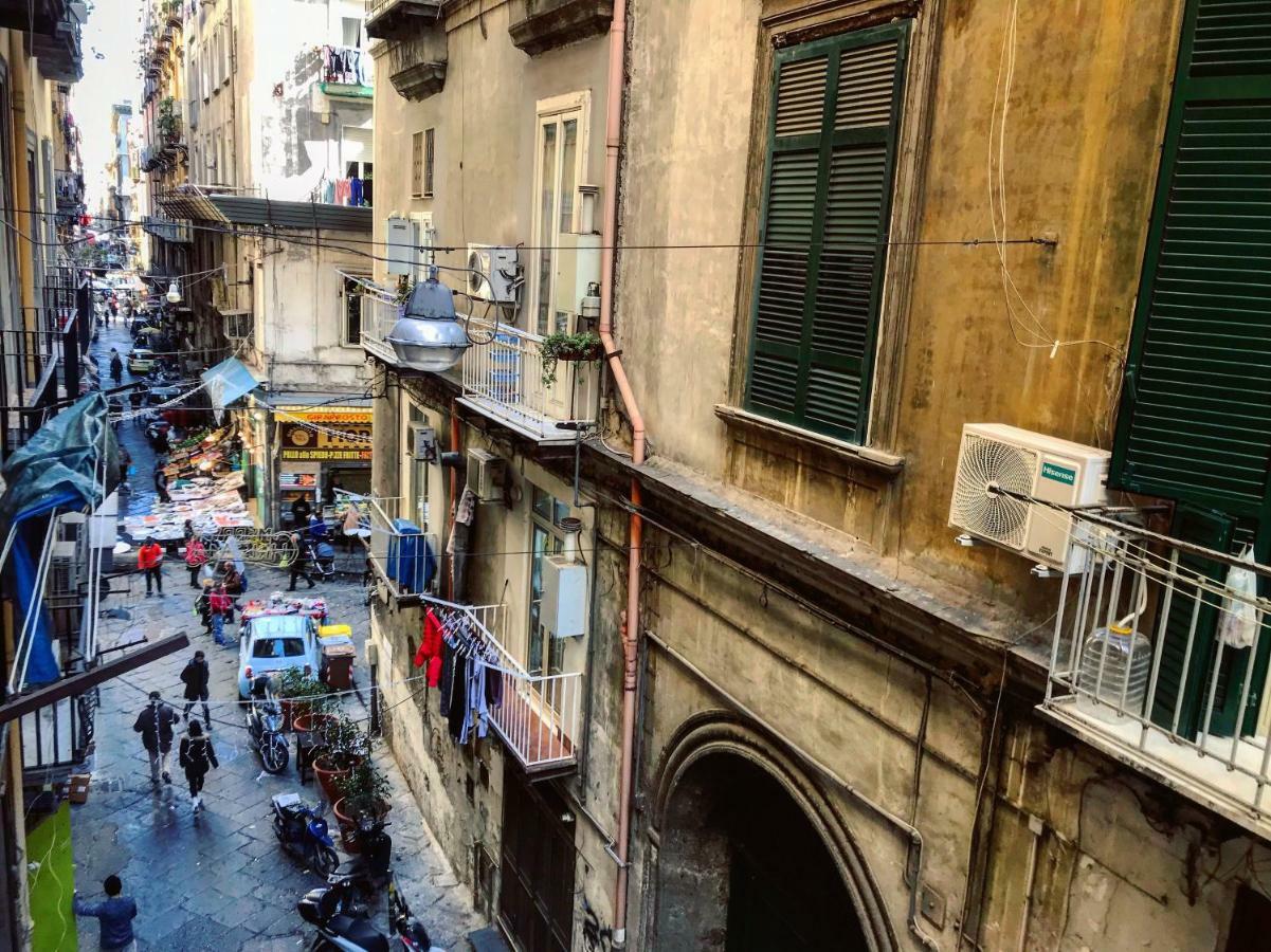 Casa G&G Pignasecca 2 Nel Cuore Di Napoli Exterior foto